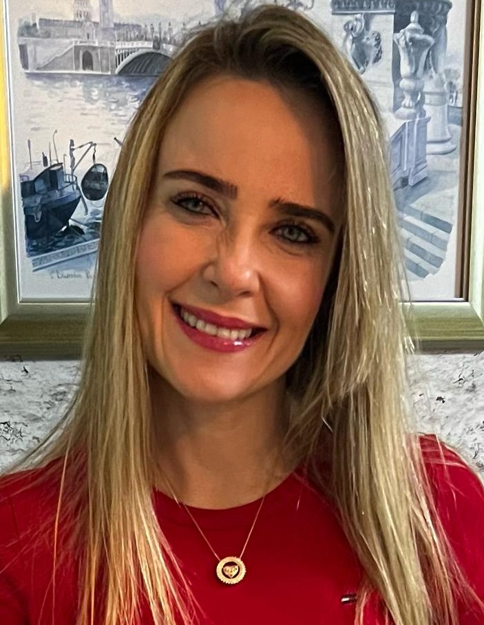 Andréia Pereira 