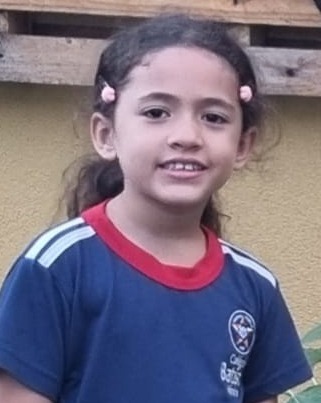 Júlia Antunes 